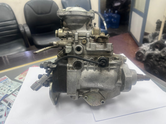 Diesel pump TOYOTA 1HZ